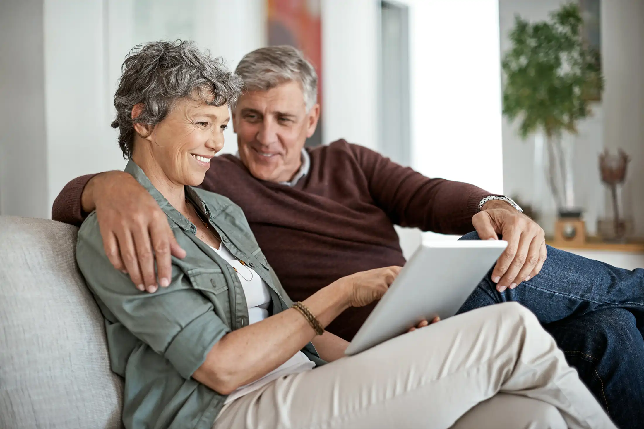 Reverse mortgage in Oakville Ontario for retirees looking to unlock home equity Reverse mortgage in Oakville Ontario for retirees looking to unlock home equity